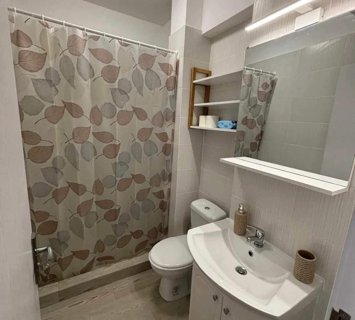 Apartment R&C Studio Tunari